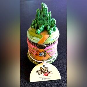 Wizard of Oz trinket box, BRAND NEW with Tags